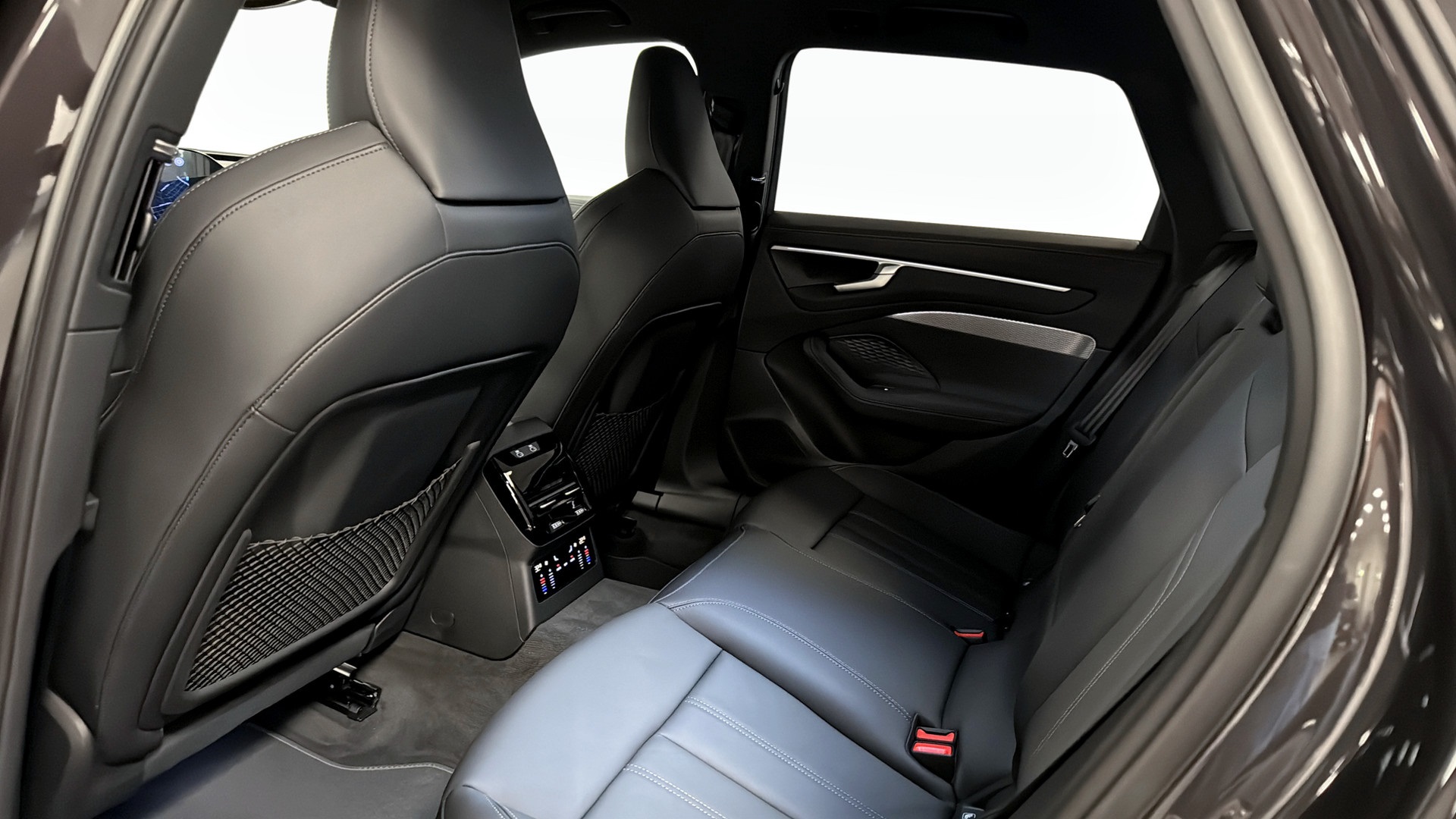 Audi A6 Avant LGN13D