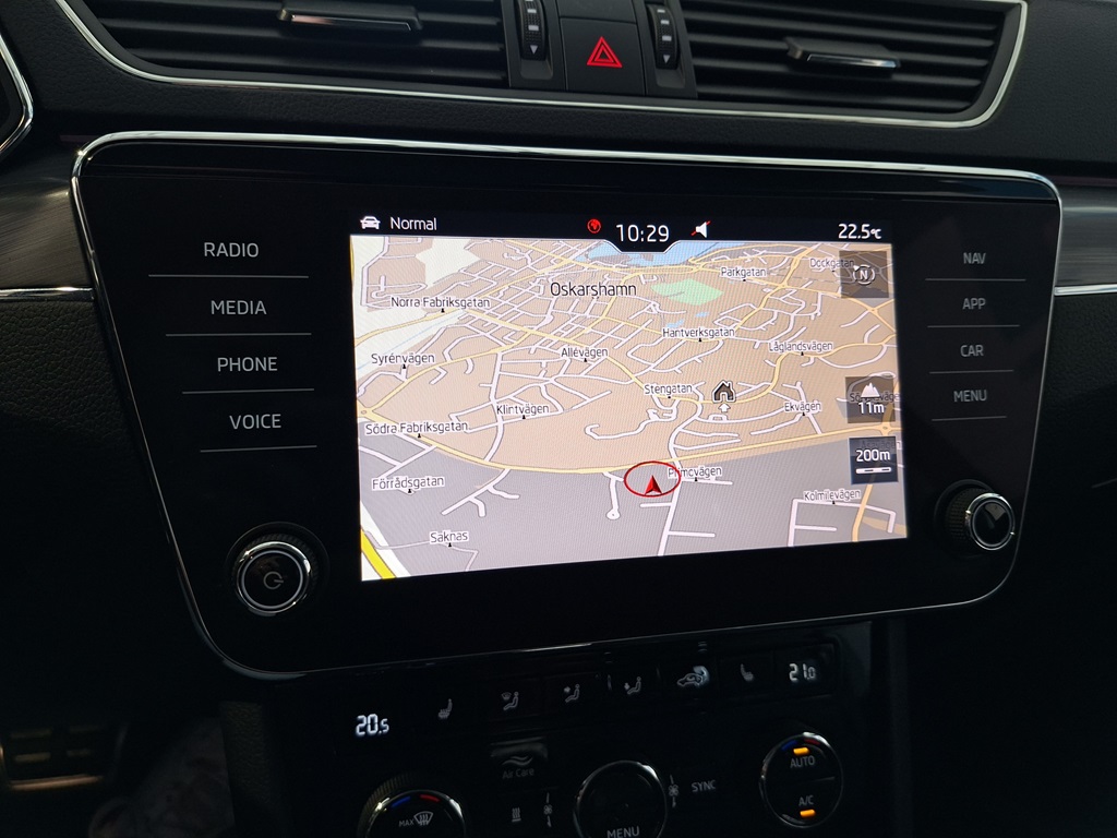 Skoda Superb Combi LHB31D