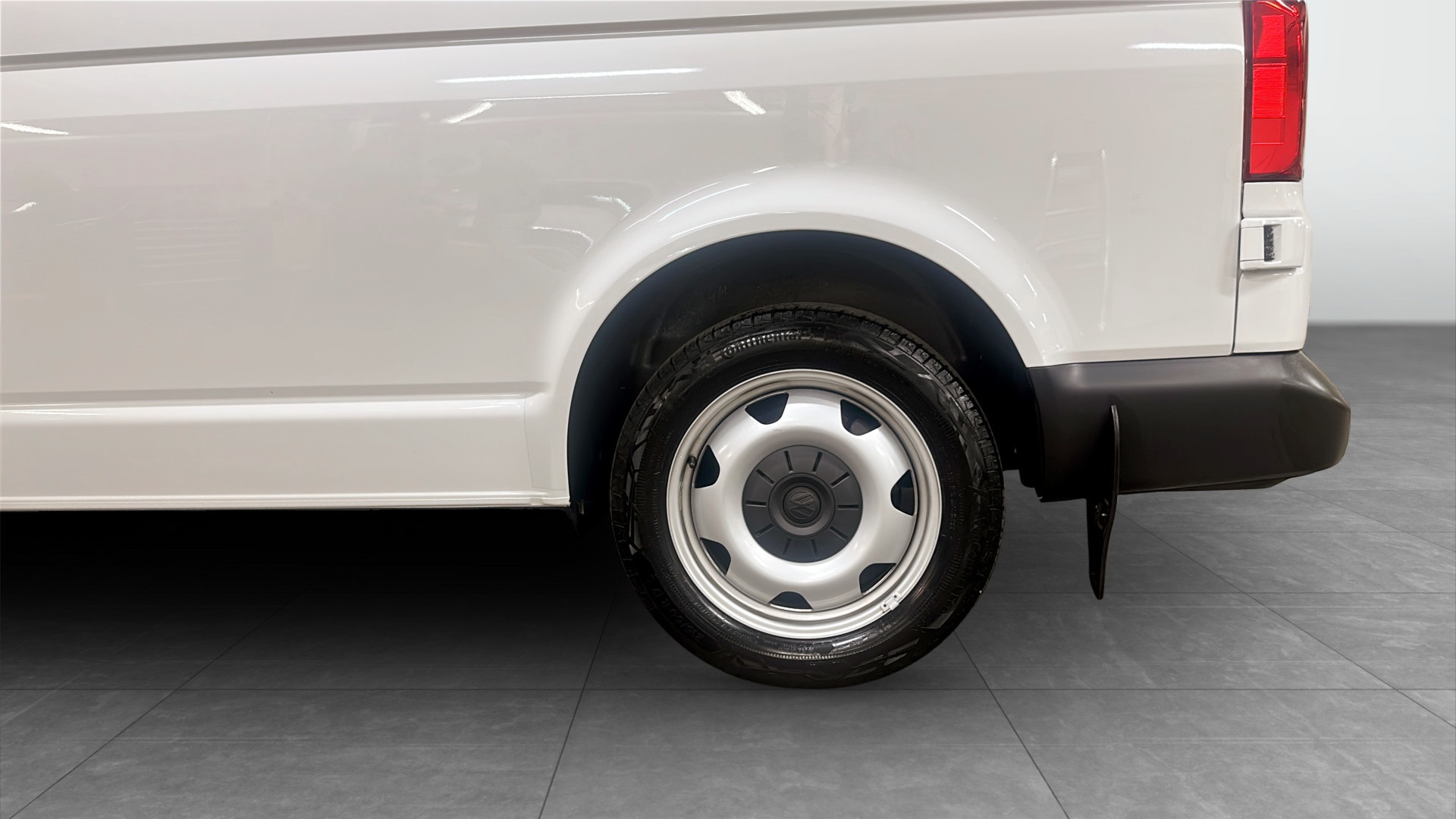 Volkswagen T6.1 Caravelle kort hjubas LHG38C