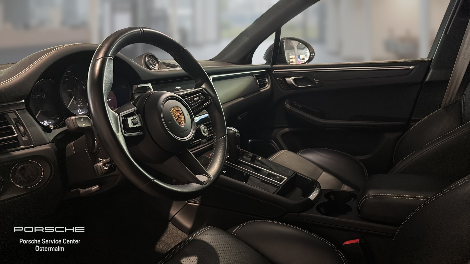 Porsche Macan LHJ37C