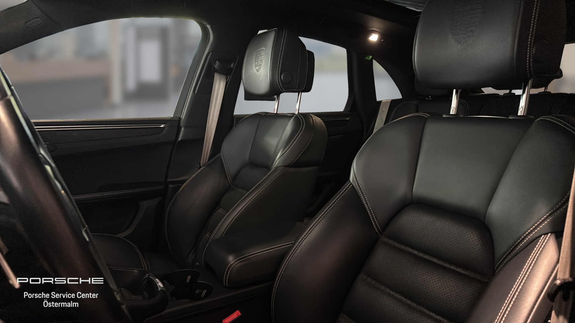 Porsche Macan LHJ37C