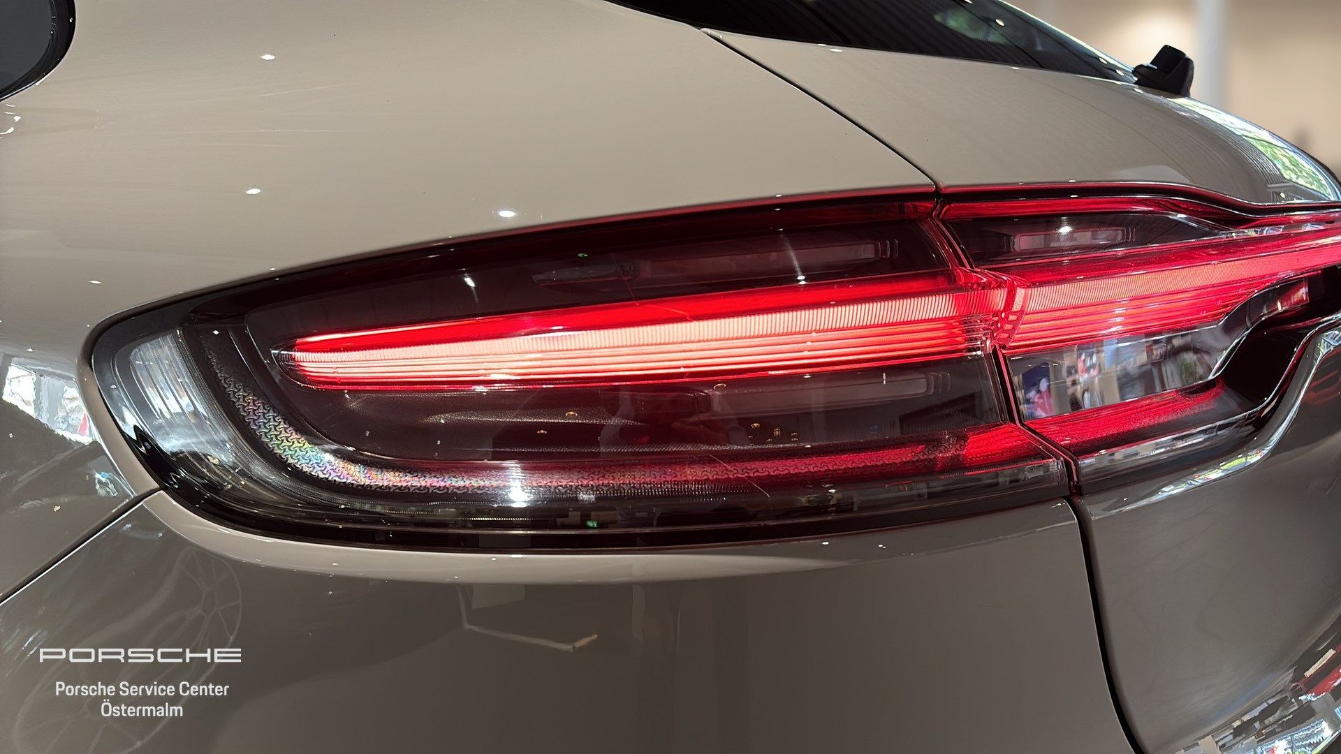 Porsche Macan LHJ37C