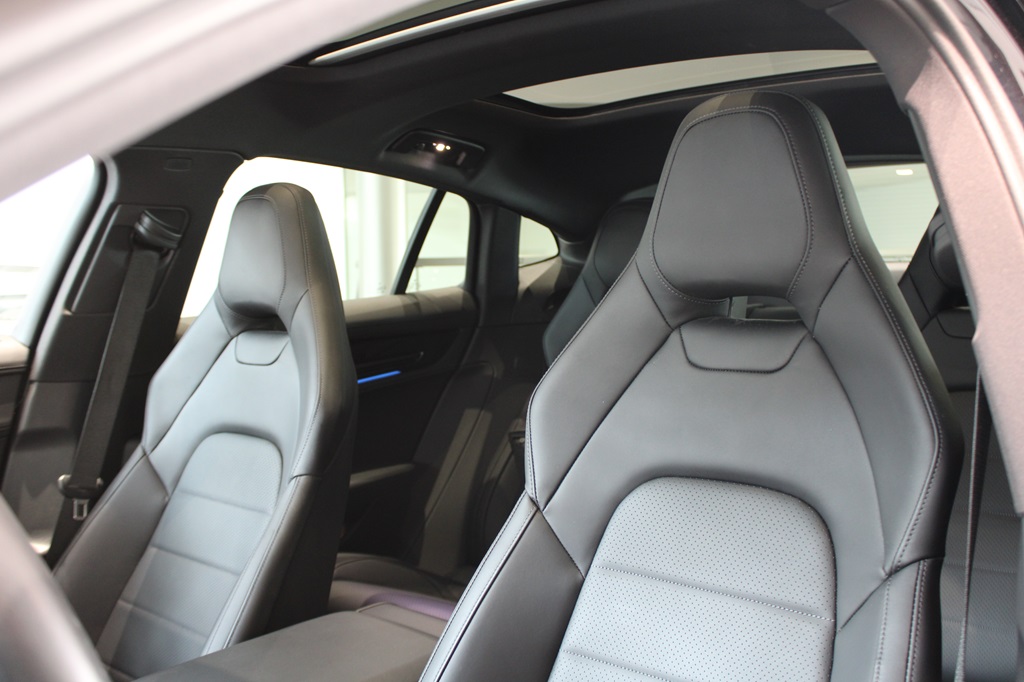 Porsche Panamera LHN11X