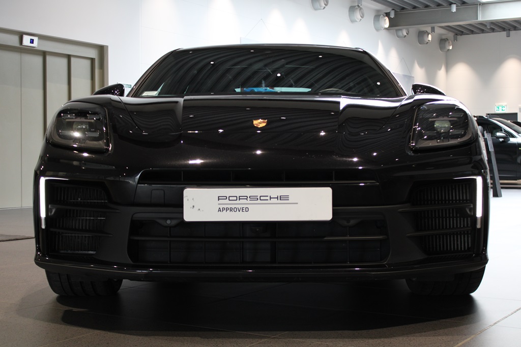 Porsche Panamera LHN11X