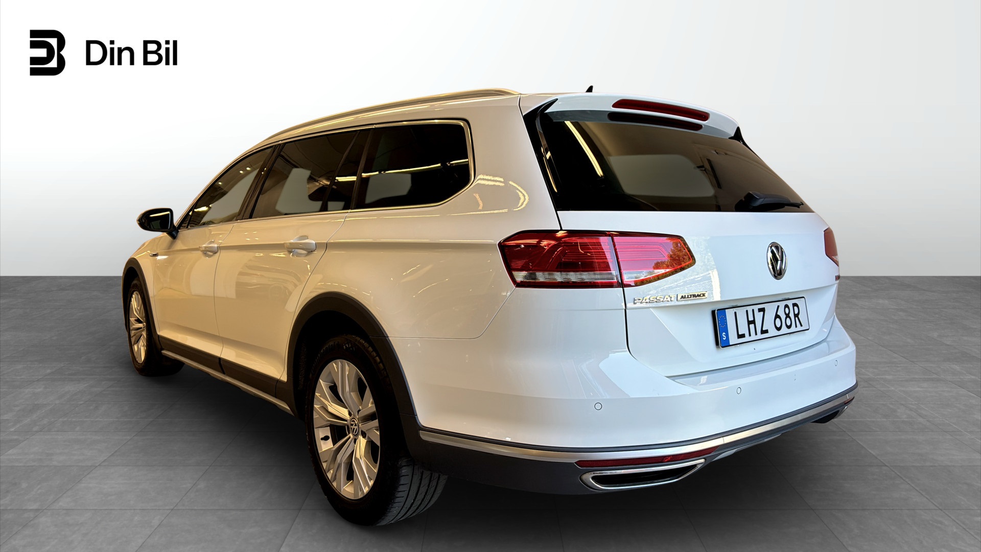 Volkswagen Passat LHZ68R