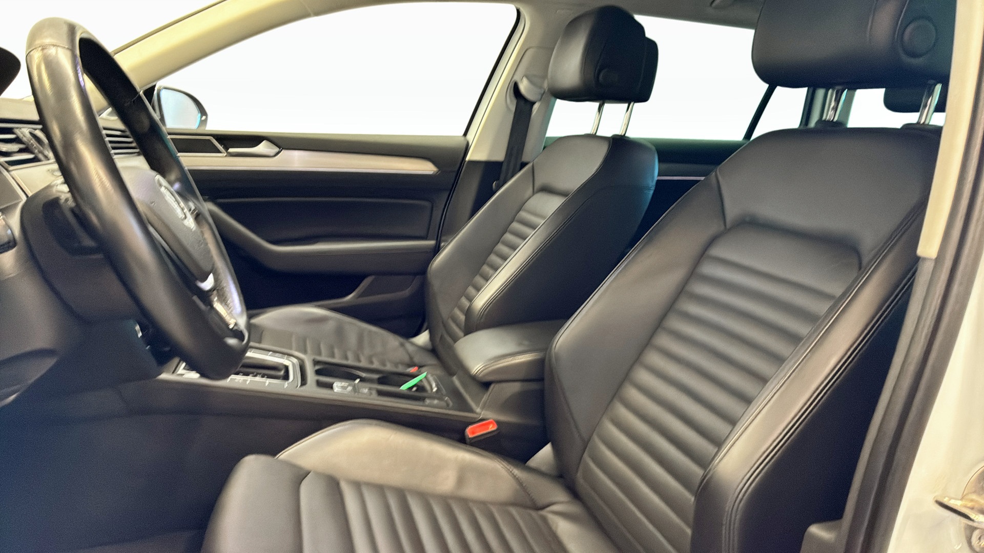 Volkswagen Passat LHZ68R