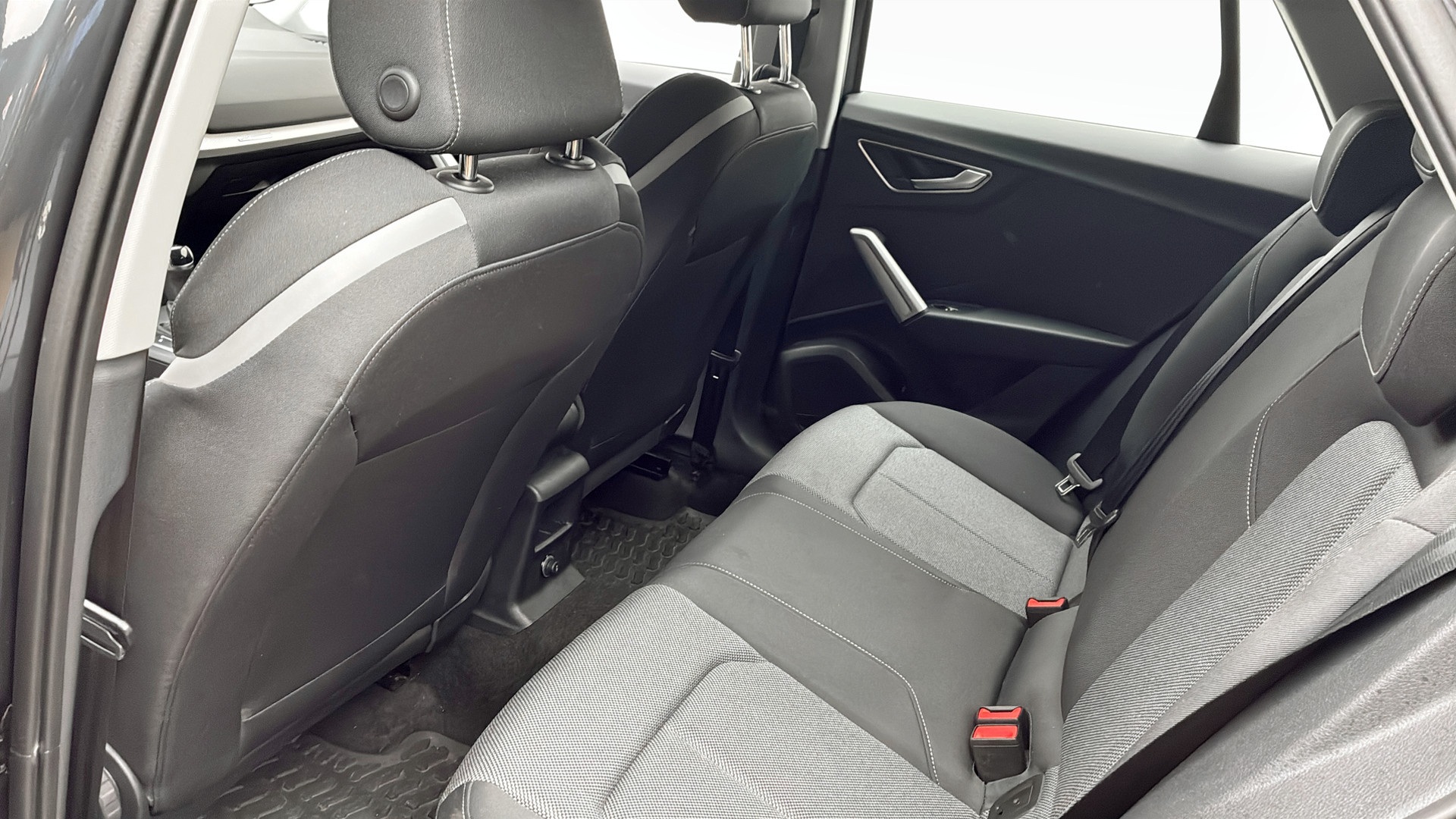 Audi Q2 LJB08Y