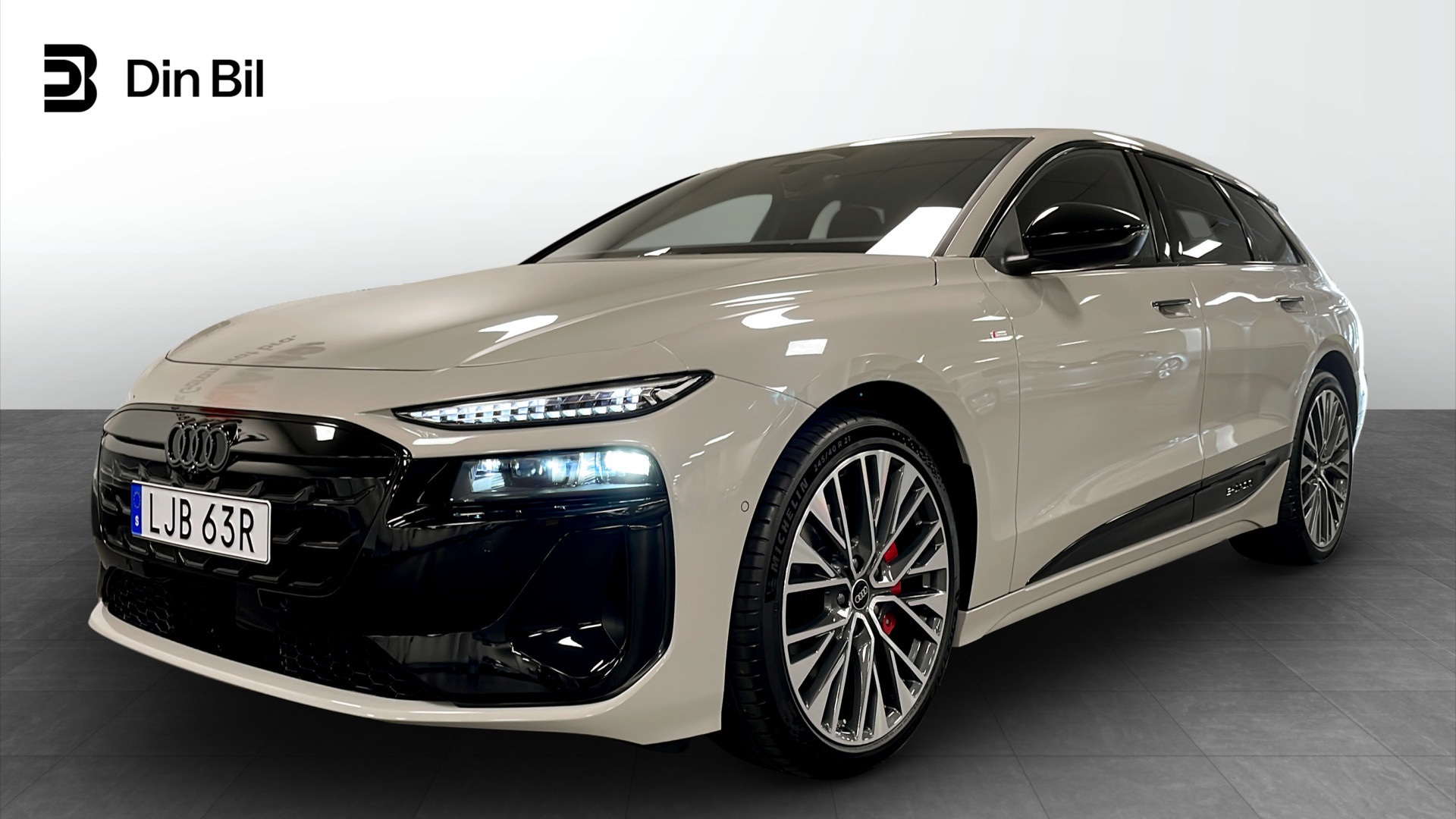 Audi A6 Avant e-tron LJB63R