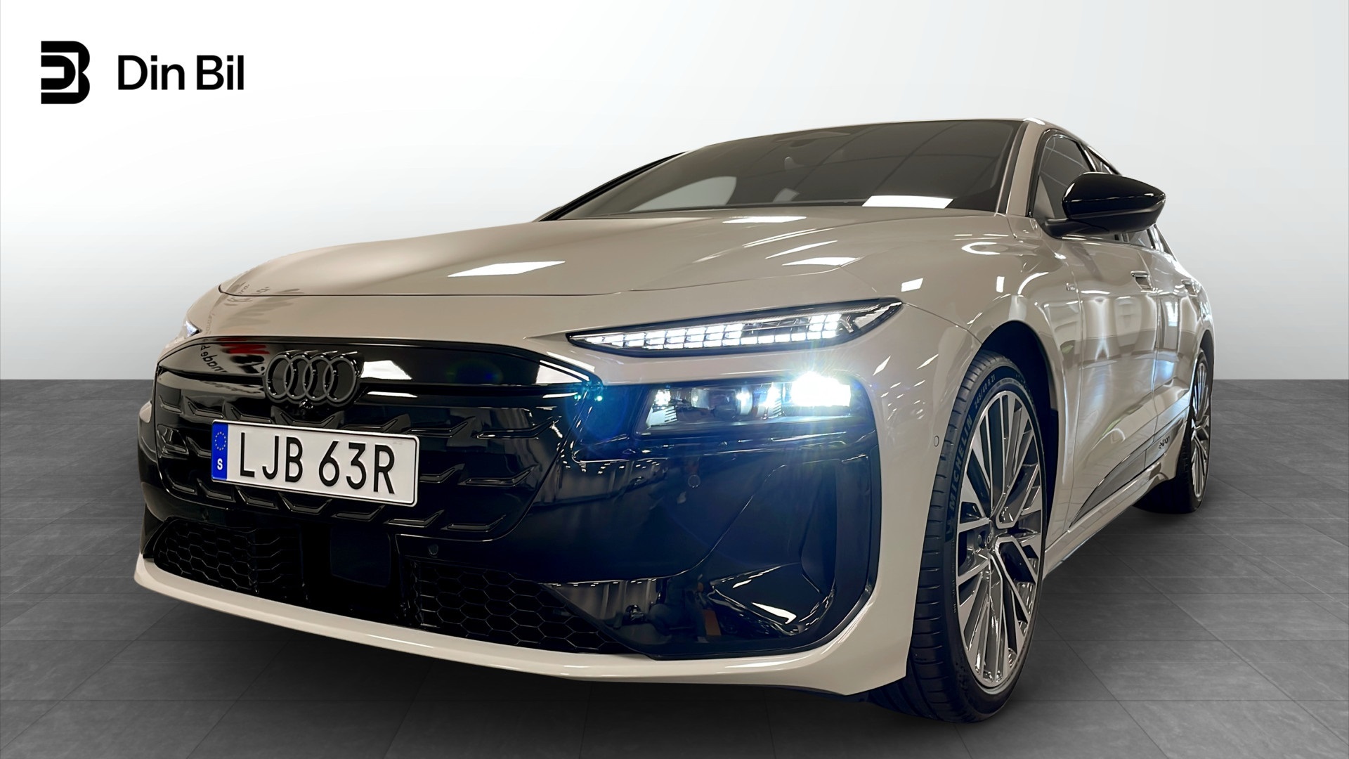 Audi A6 Avant e-tron LJB63R