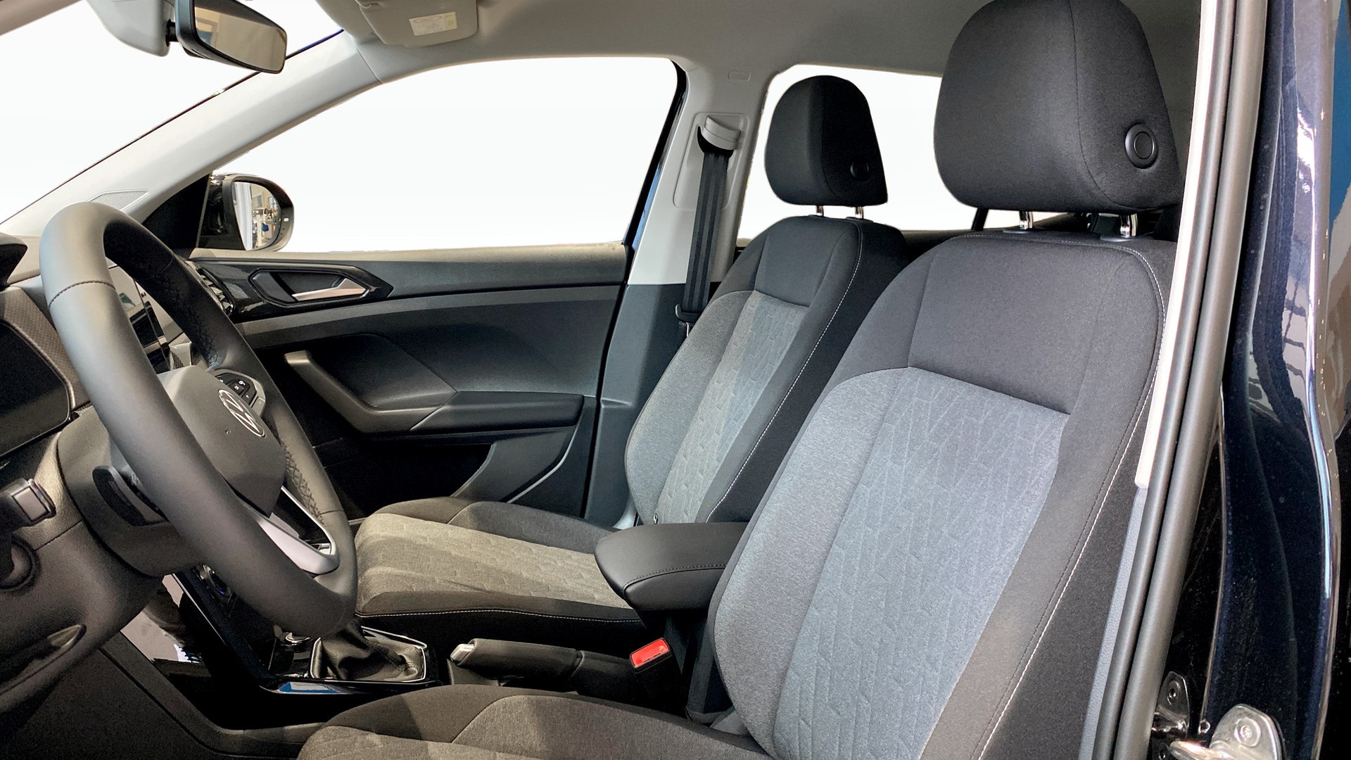 Volkswagen T-Cross LJG12K