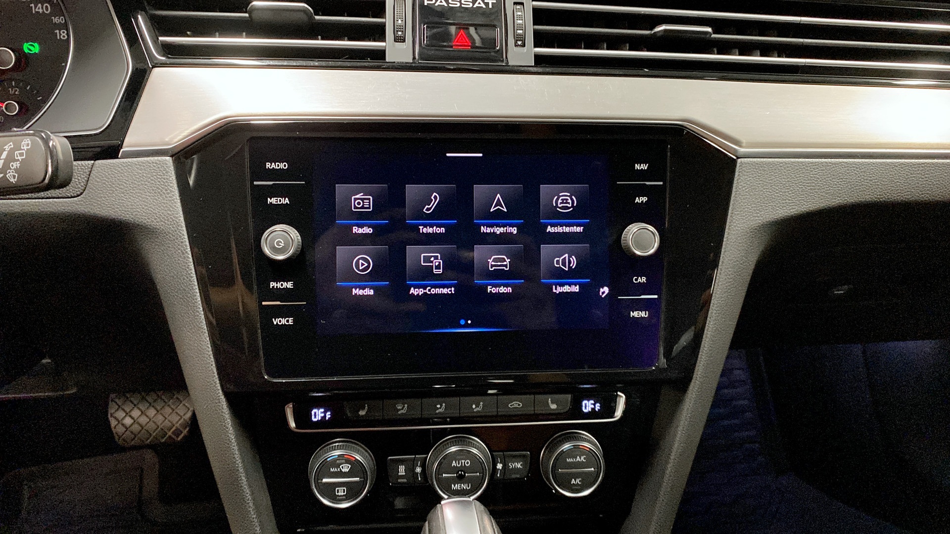 Volkswagen Passat Sportscombi LKG09N
