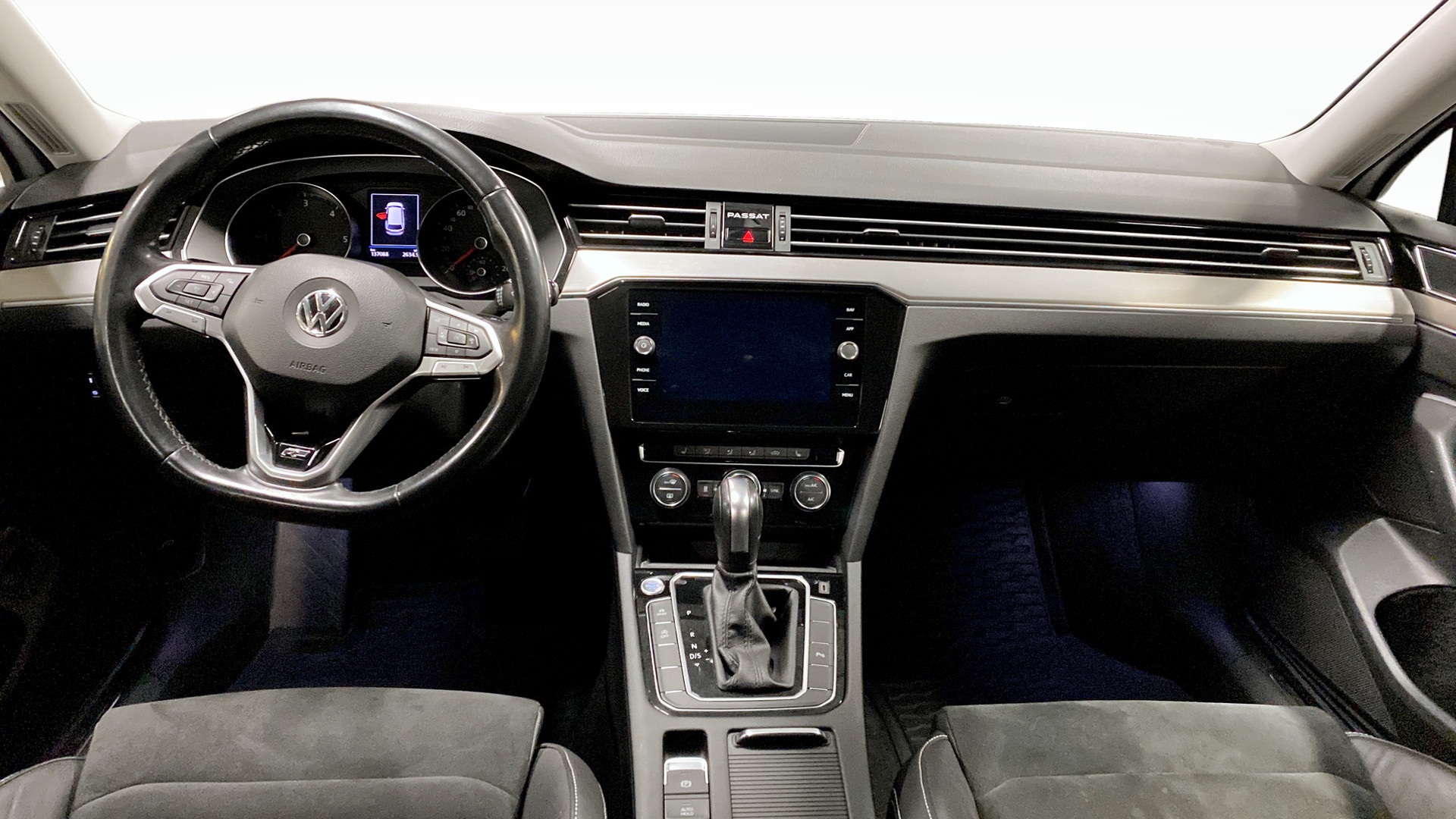 Volkswagen Passat Sportscombi LKG09N