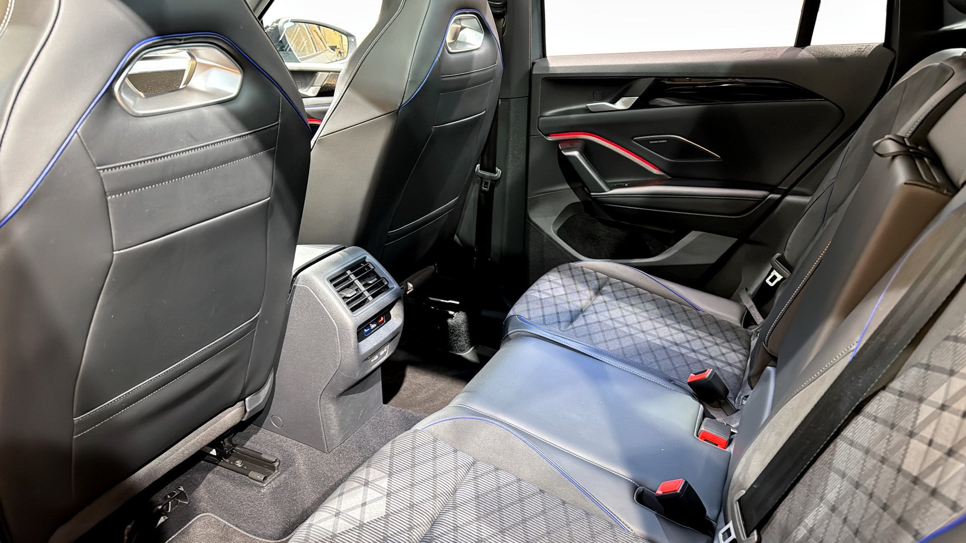 Volkswagen Tiguan LKG93L