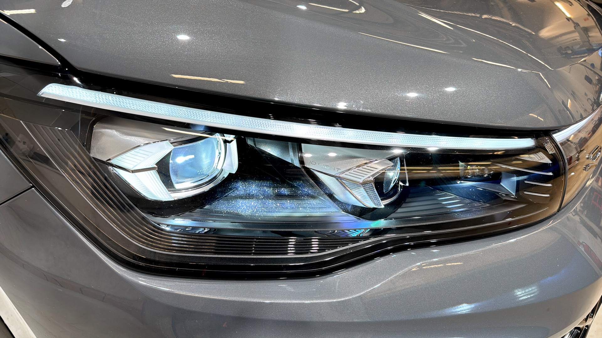 Volkswagen Tiguan LKG93L
