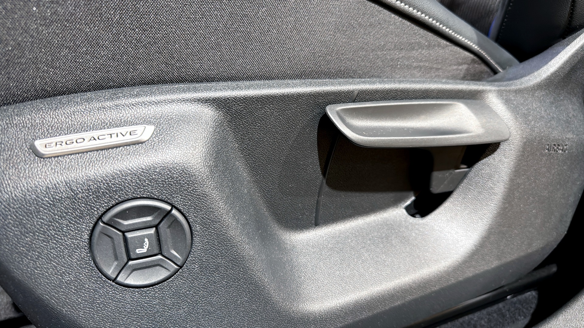 Volkswagen Tiguan LKG93L
