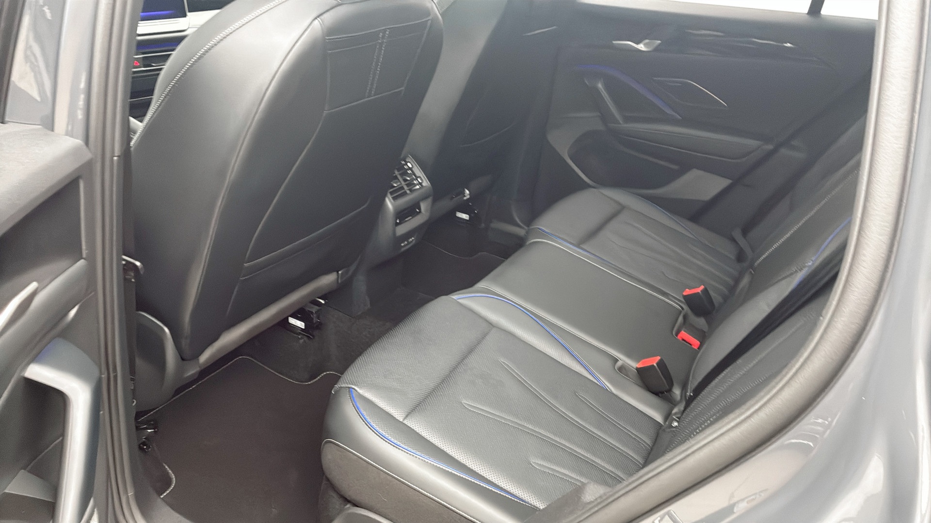 Volkswagen Tiguan LKR03X