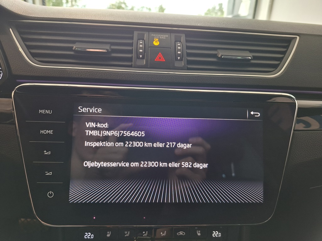 Skoda Superb LKR324