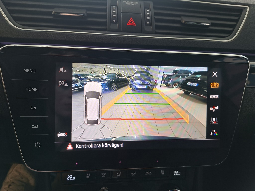 Skoda Superb LKR324