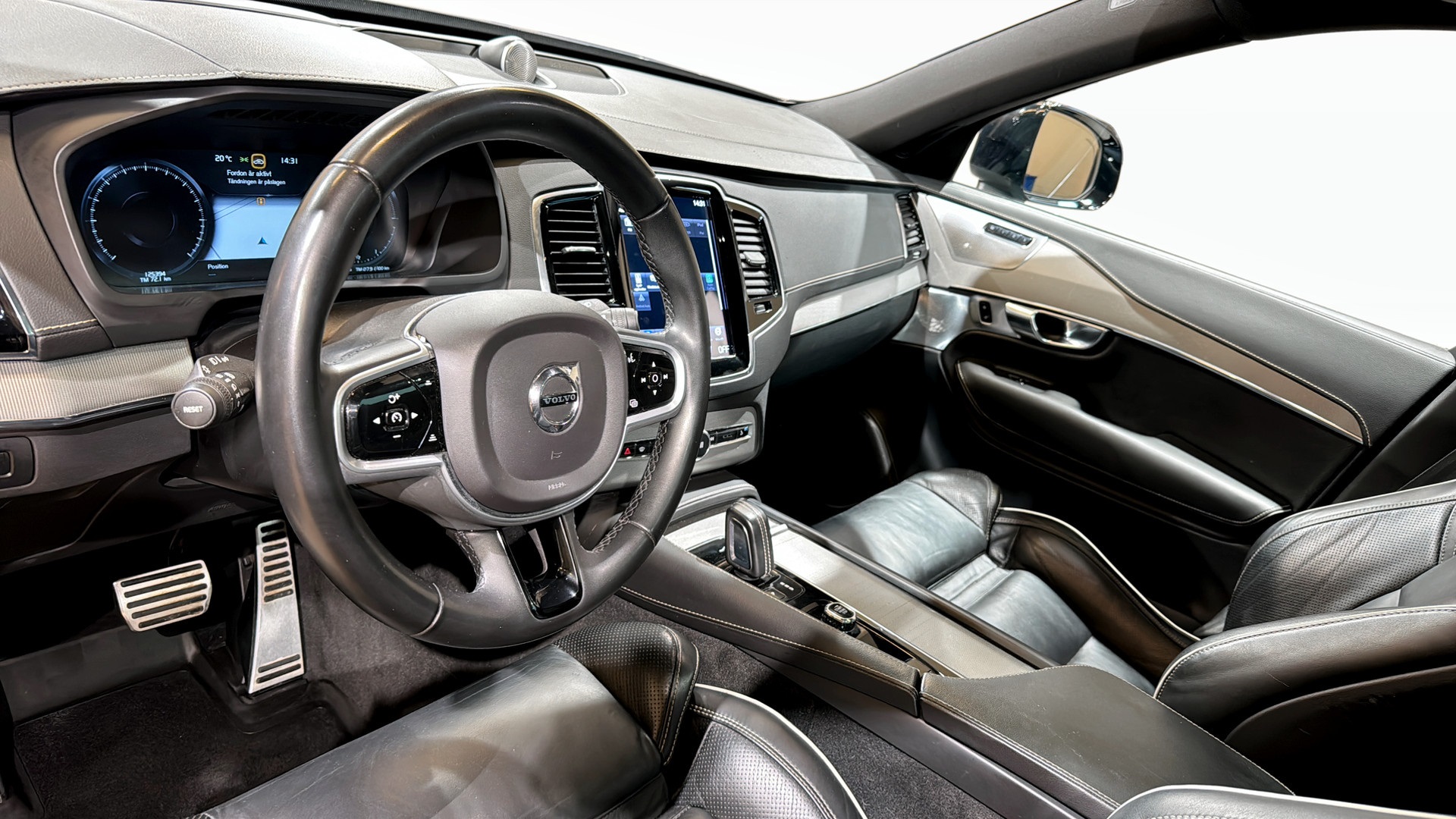 Volvo XC90 LLN09W