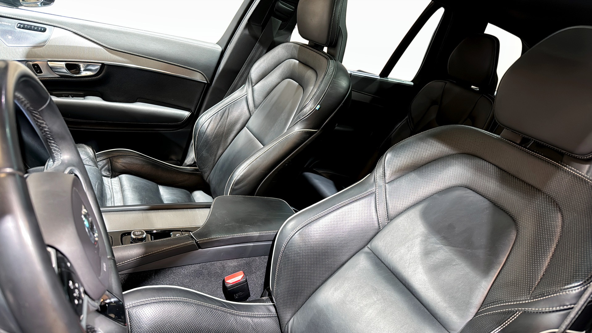 Volvo XC90 LLN09W