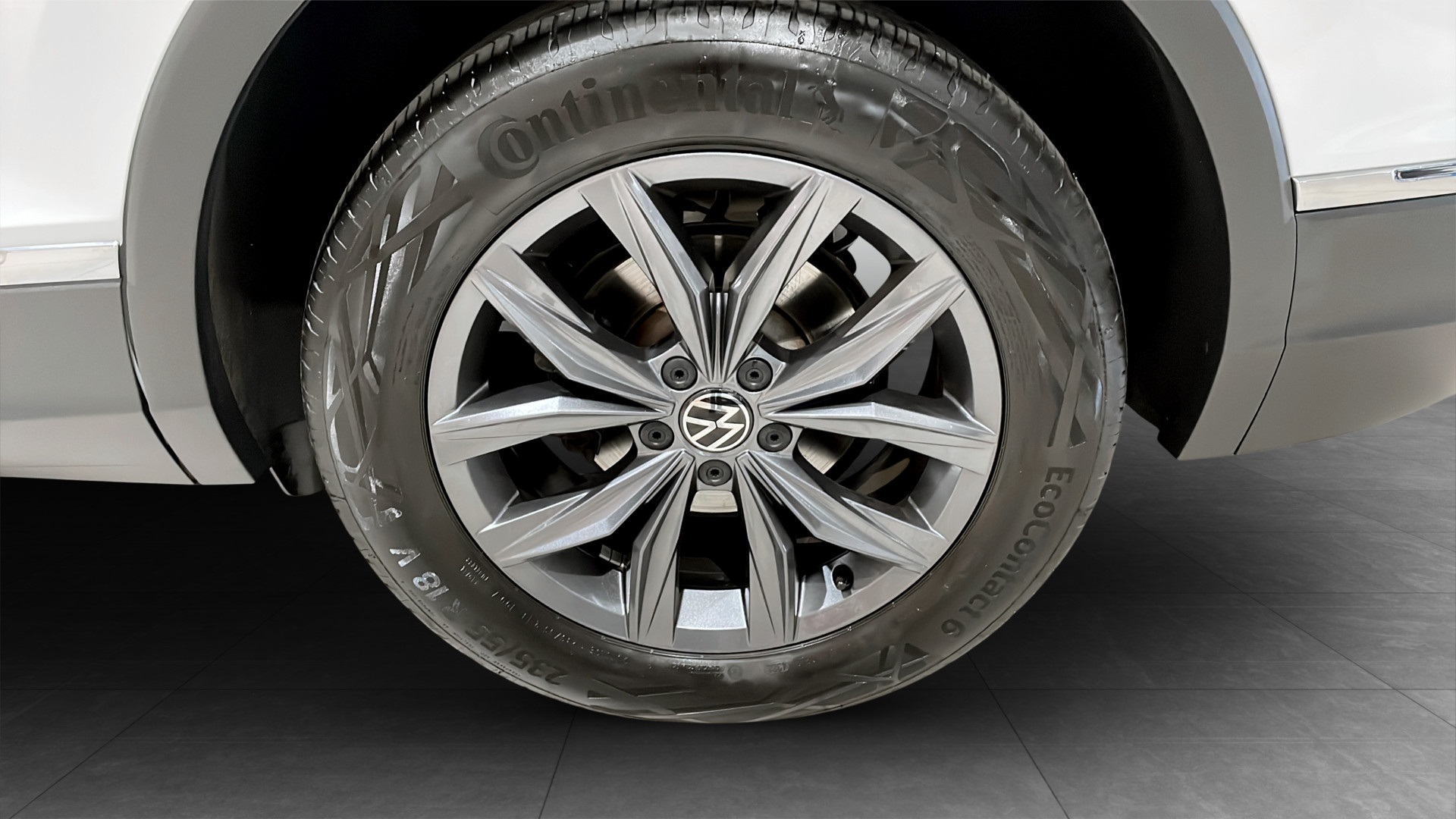 Volkswagen Tiguan Allspace LMF11H