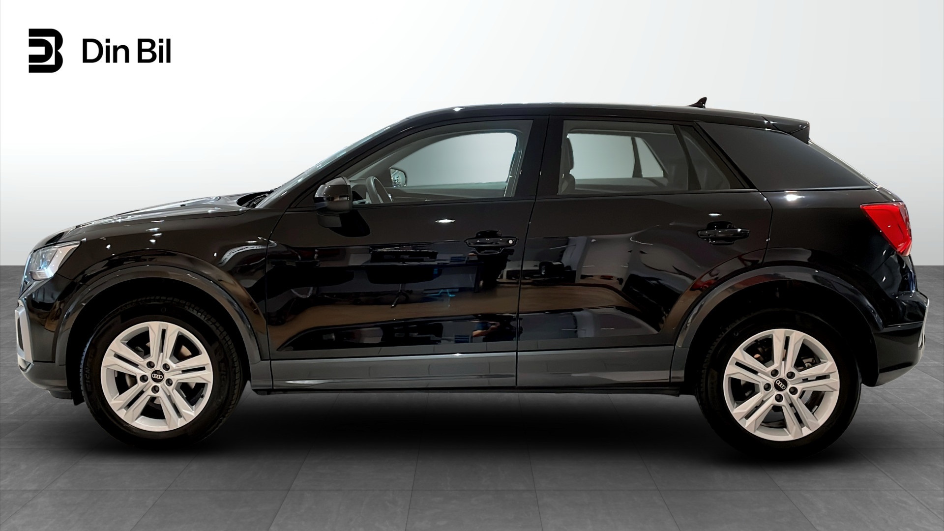 Audi Q2 LMR37N