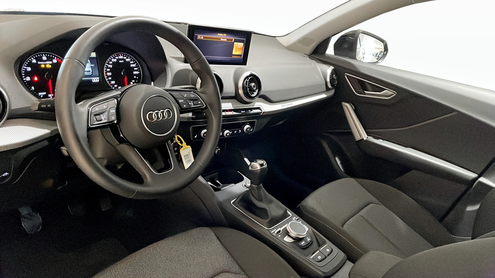 Audi Q2 LMR37N