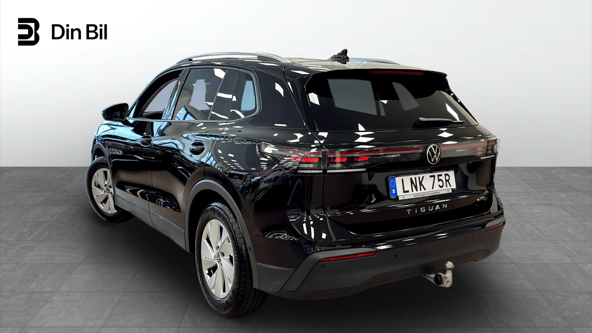 Volkswagen Tiguan LNK75R