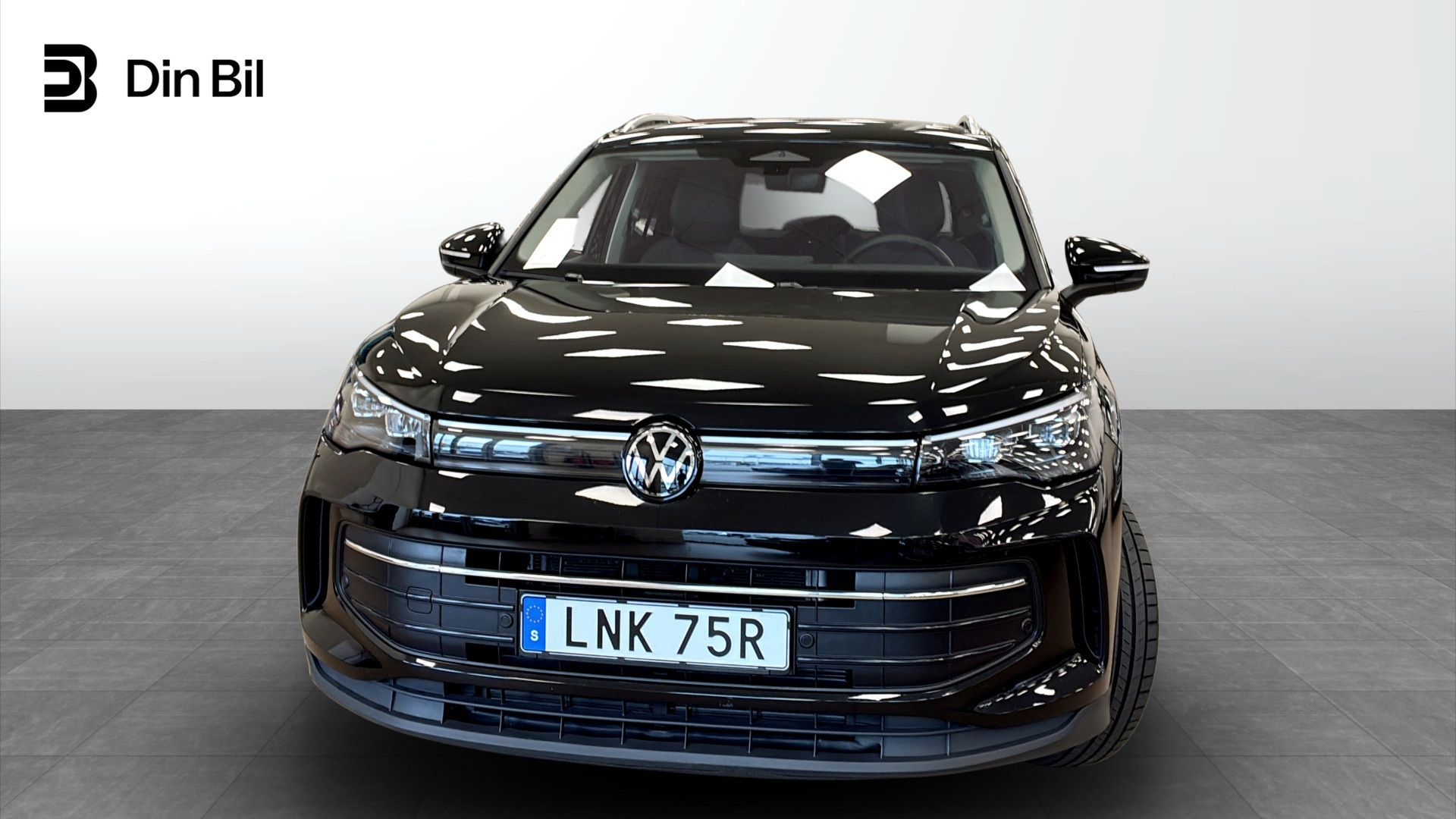 Volkswagen Tiguan LNK75R