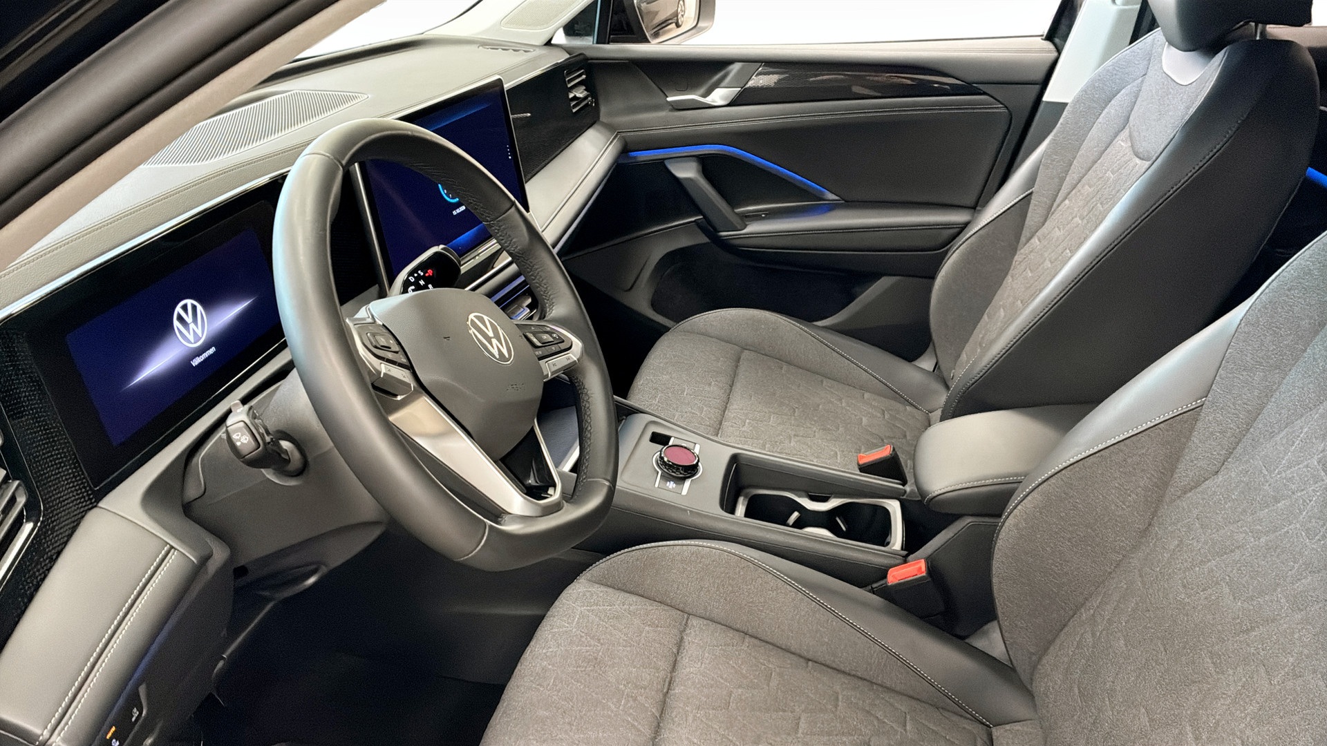 Volkswagen Tiguan LNK75R