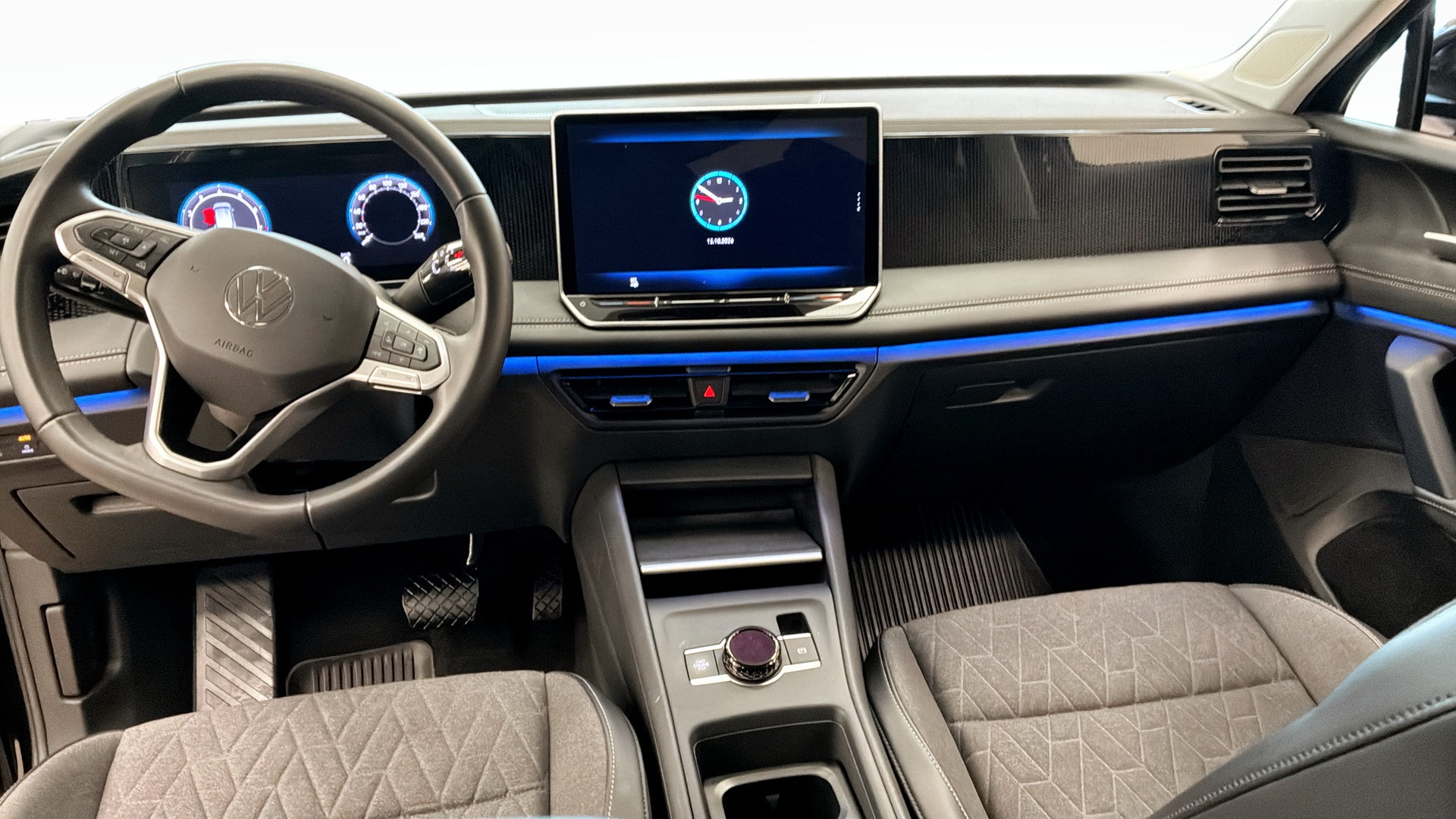 Volkswagen Tiguan LNK75R