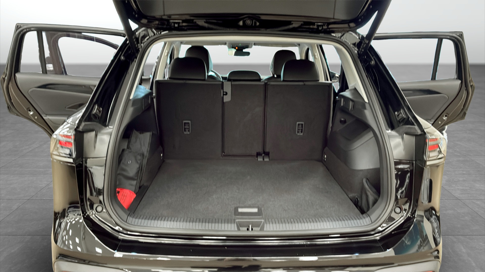 Volkswagen Tiguan LNK75R
