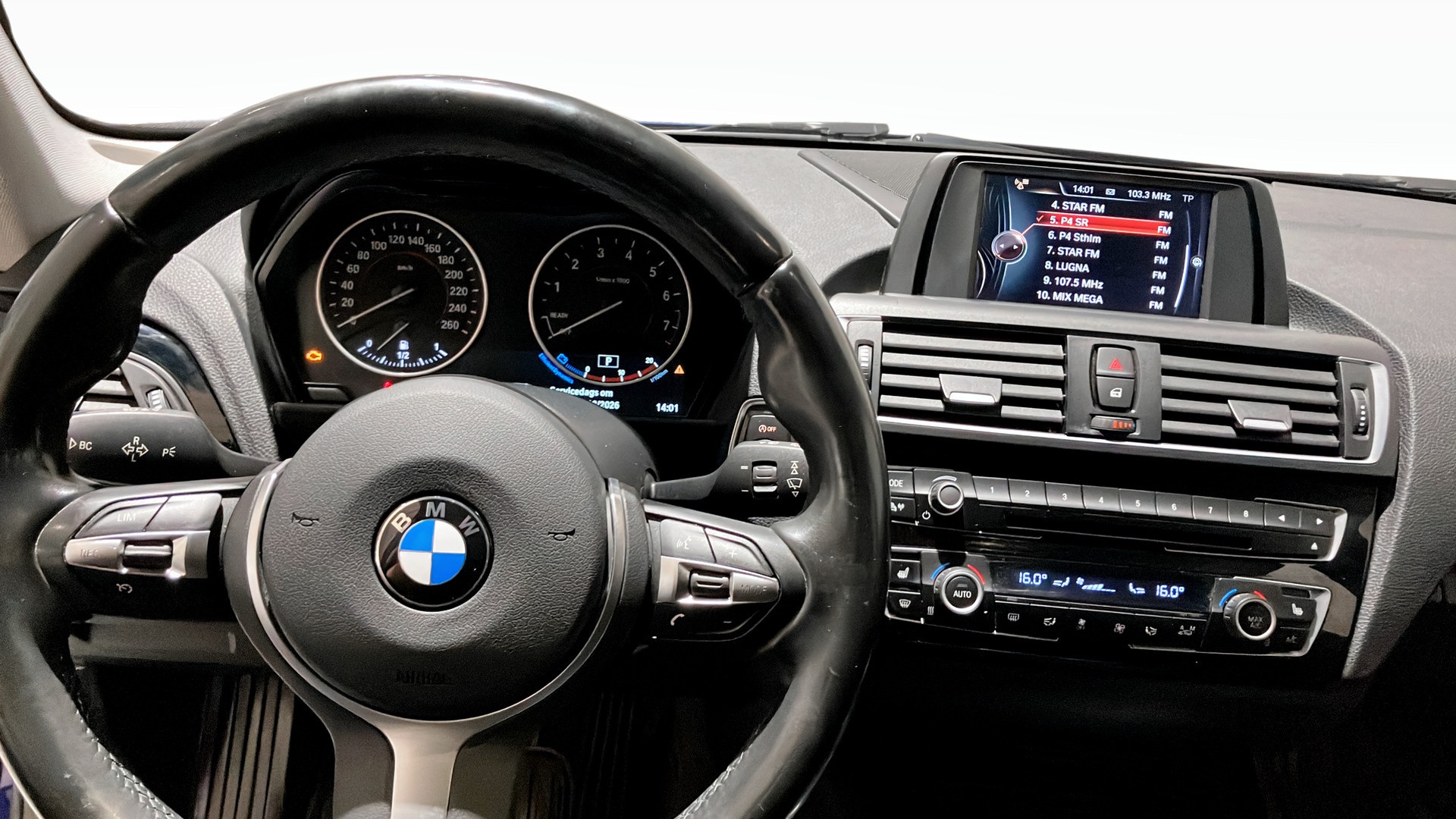 BMW 118 LNO249