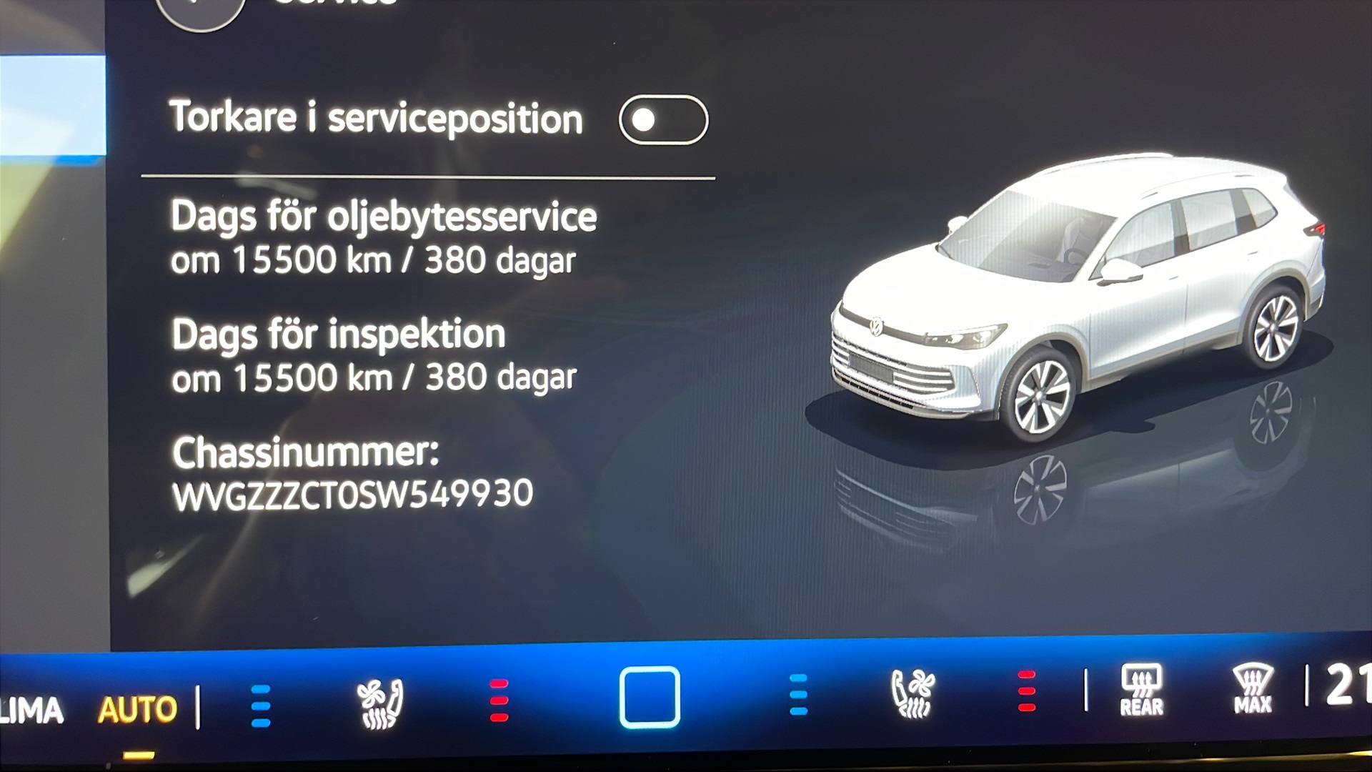 Volkswagen Tiguan LNR74Y