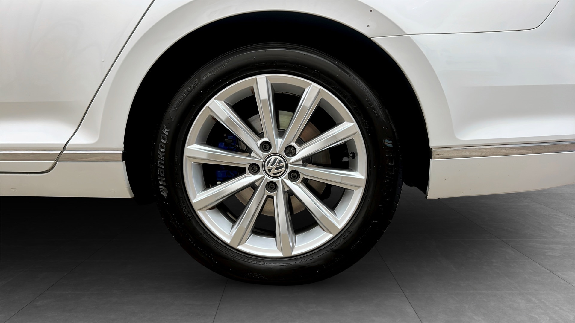 Volkswagen Passat Sportscombi LNS493