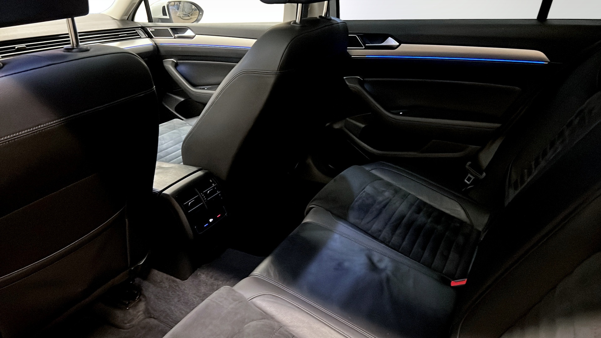Volkswagen Passat Sportscombi LNS493