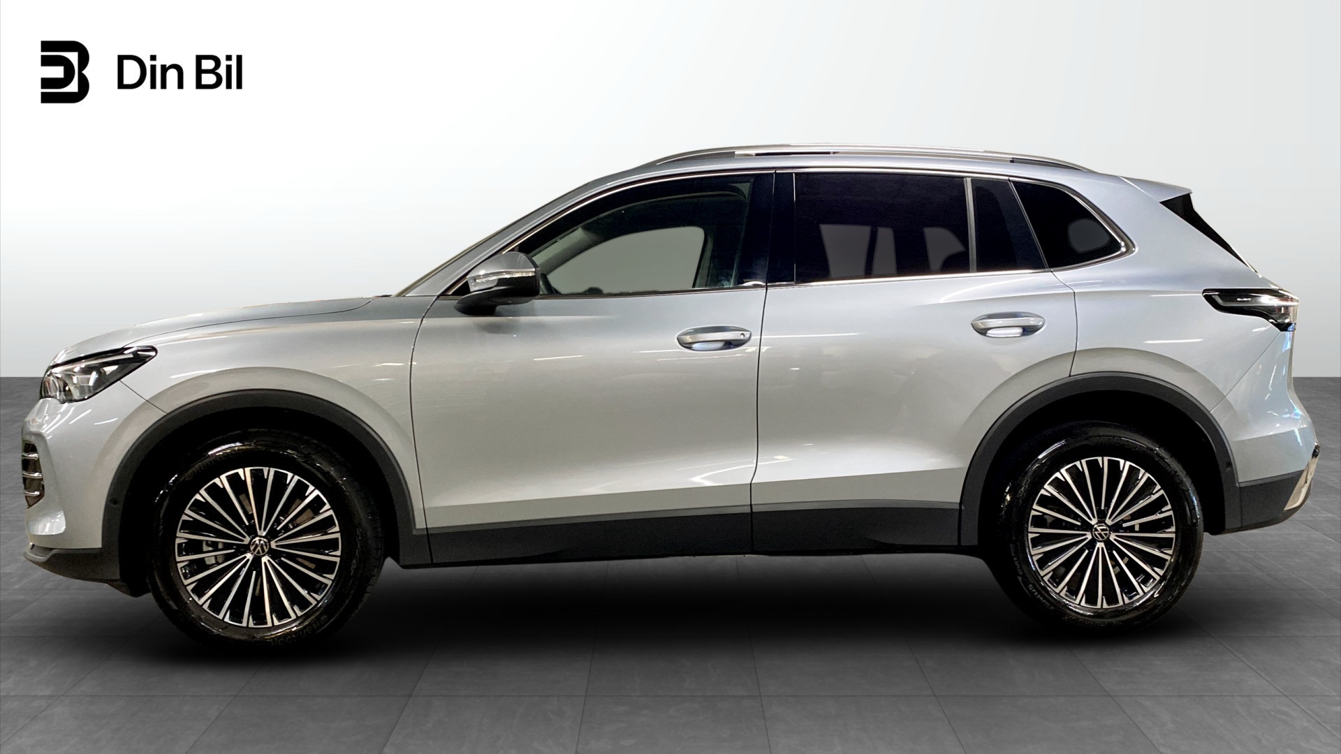 Volkswagen Tiguan LOG38C