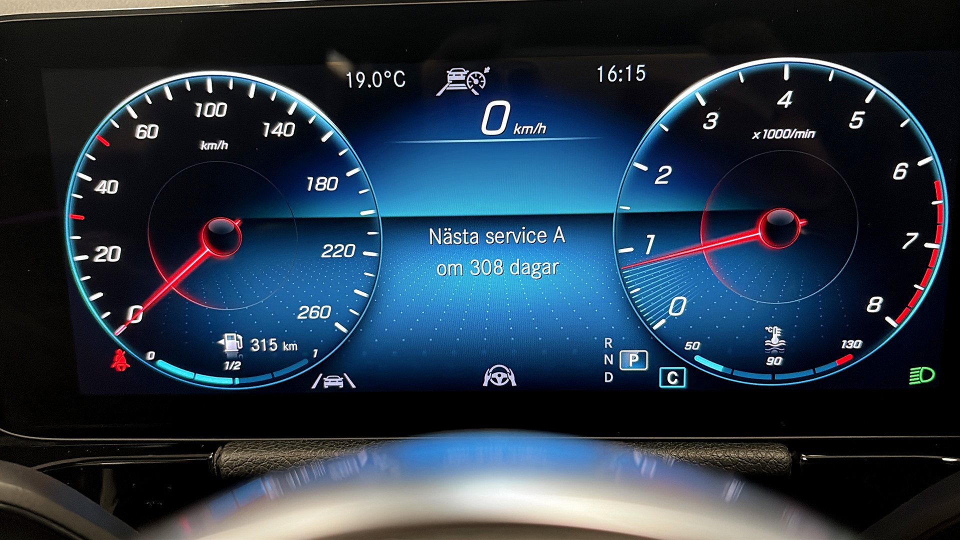 Mercedes GLA 180 LOW09Y