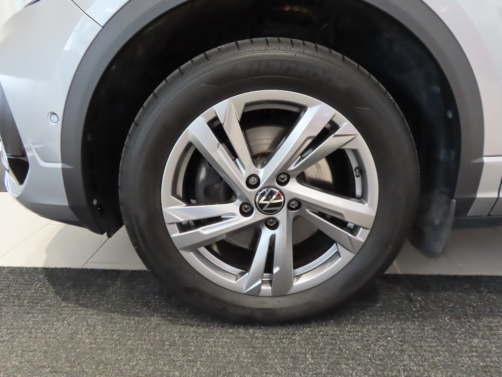 Volkswagen T-Roc LPF74P