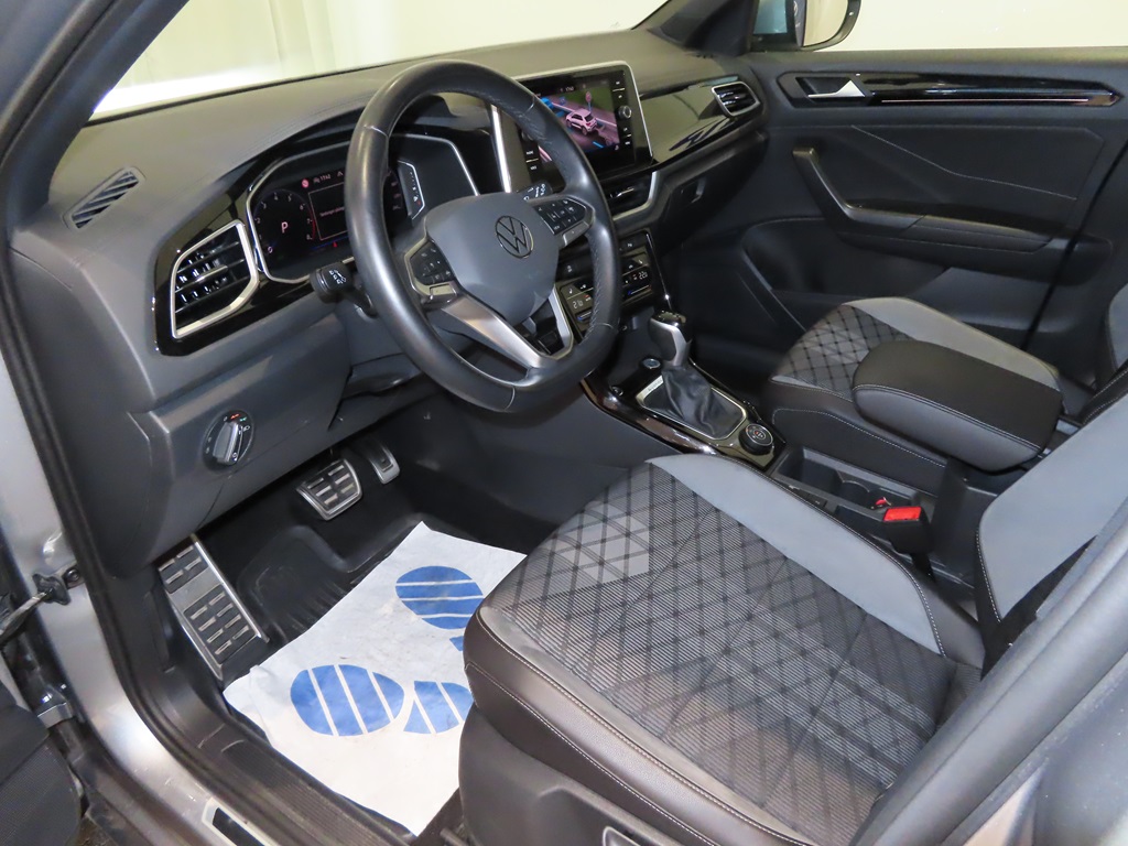 Volkswagen T-Roc LPF74P