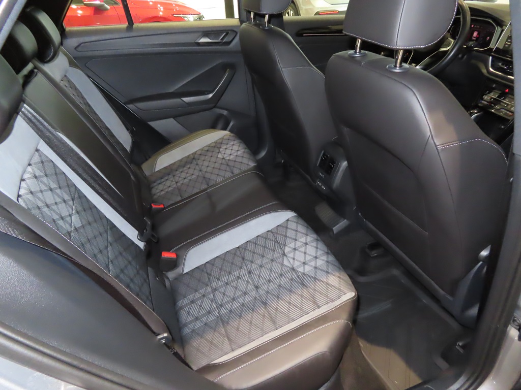 Volkswagen T-Roc LPF74P