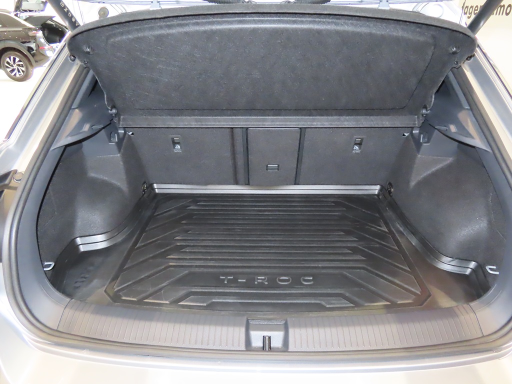 Volkswagen T-Roc LPF74P