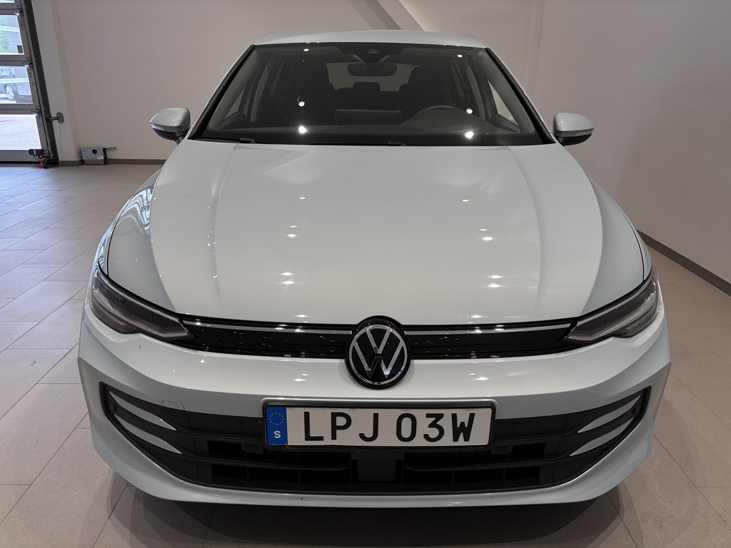 Volkswagen Golf LPJ03W