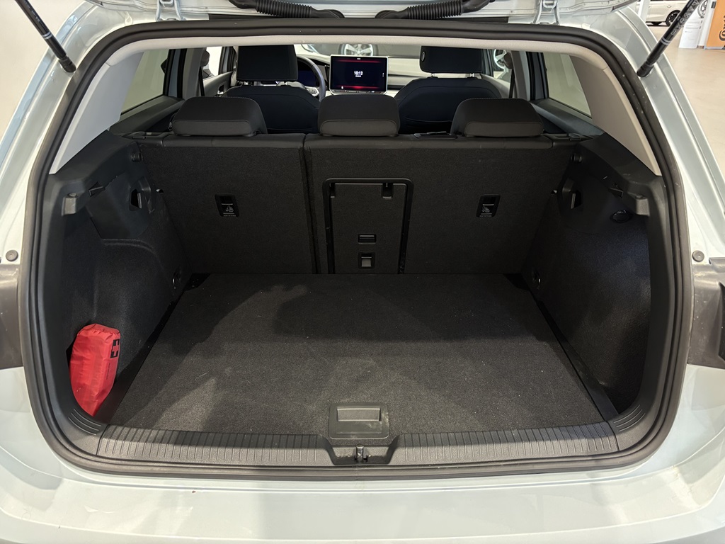 Volkswagen Golf LPJ03W