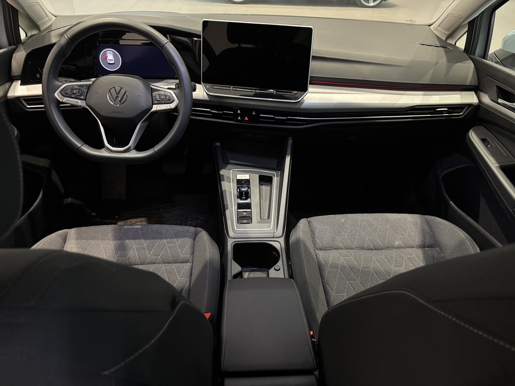 Volkswagen Golf LPJ03W