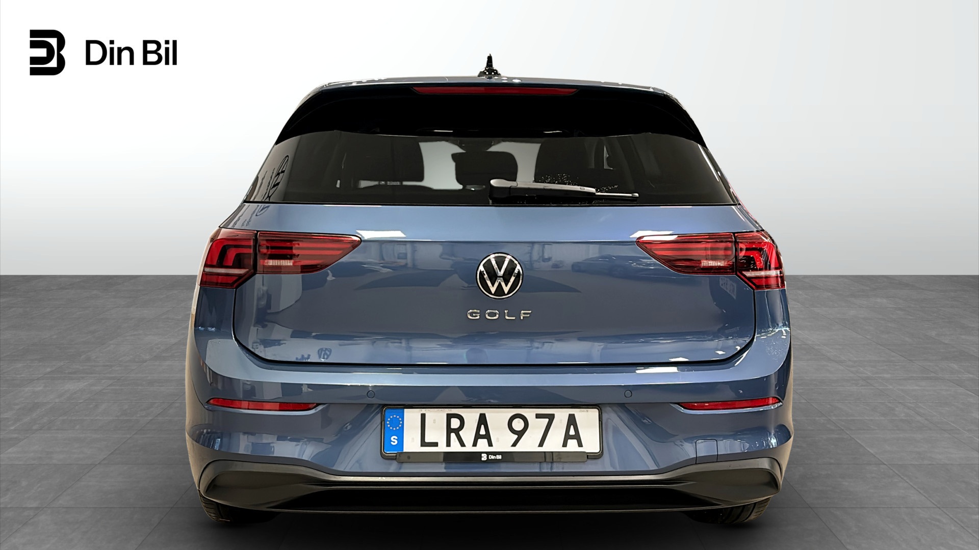 Volkswagen Golf LRA97A