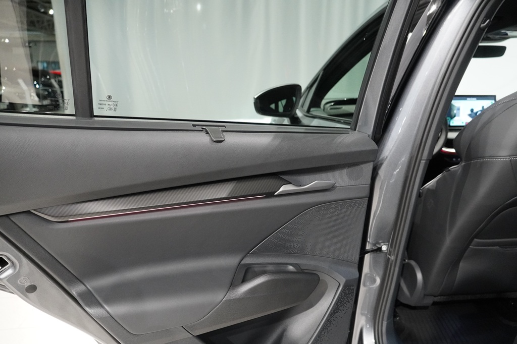 Skoda Enyaq LRB44B