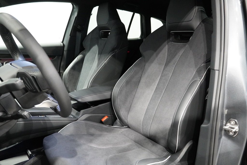 Skoda Enyaq LRB44B