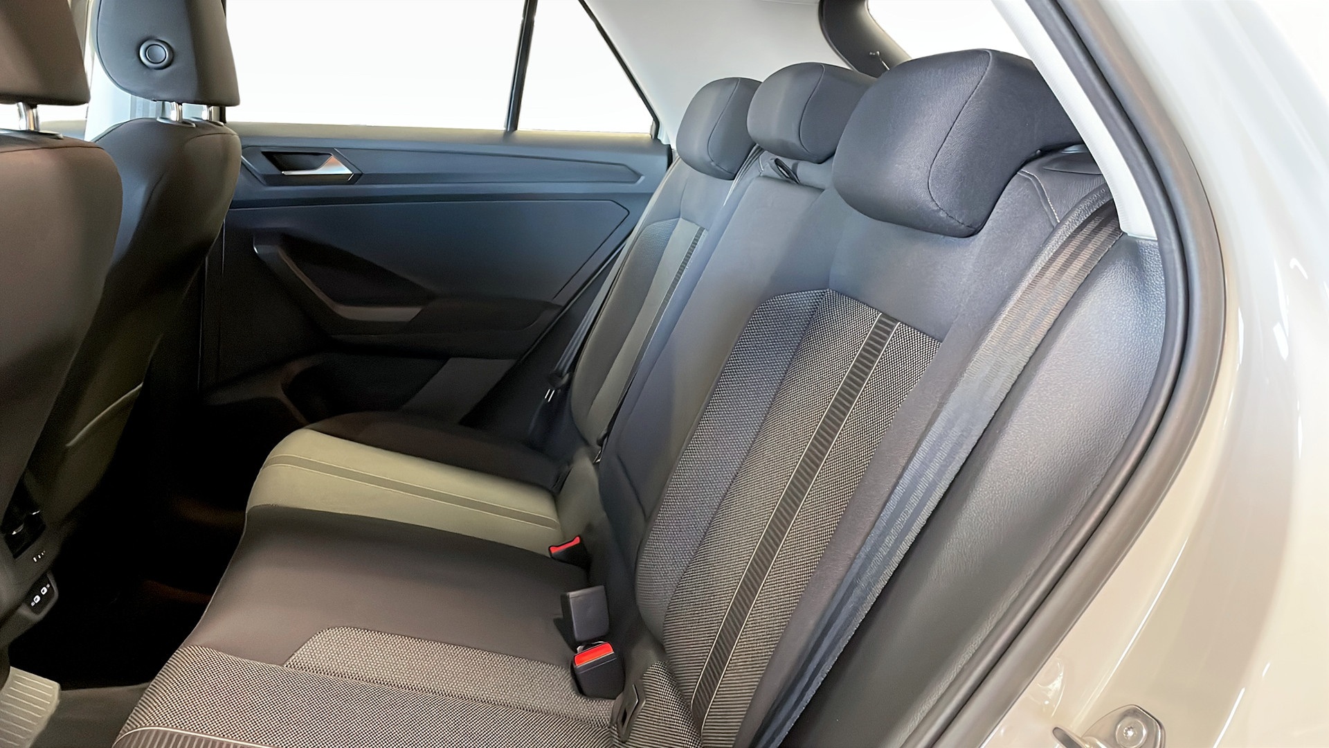 Volkswagen T-Roc LSA10F