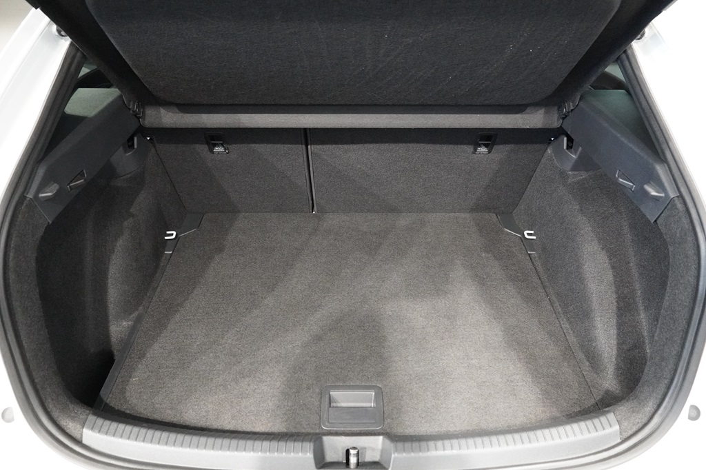 Volkswagen Taigo LTM62N
